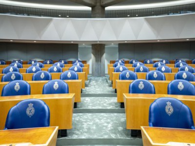 De zorgvuldige richtlijnen bij de behandeling van transmensen staat ter discussie in de Tweede Kamer. De zorgvuldige richtlijnen bij de behandeling van transmensen staat ter discussie in de Tweede Kamer.